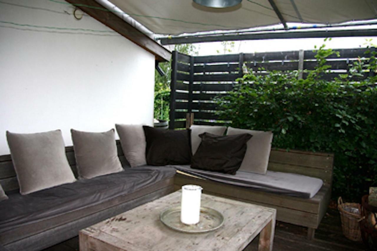 Garden House, Private Studio Apartment With Wifi And Free Parking For 1 Car Weesp Ngoại thất bức ảnh